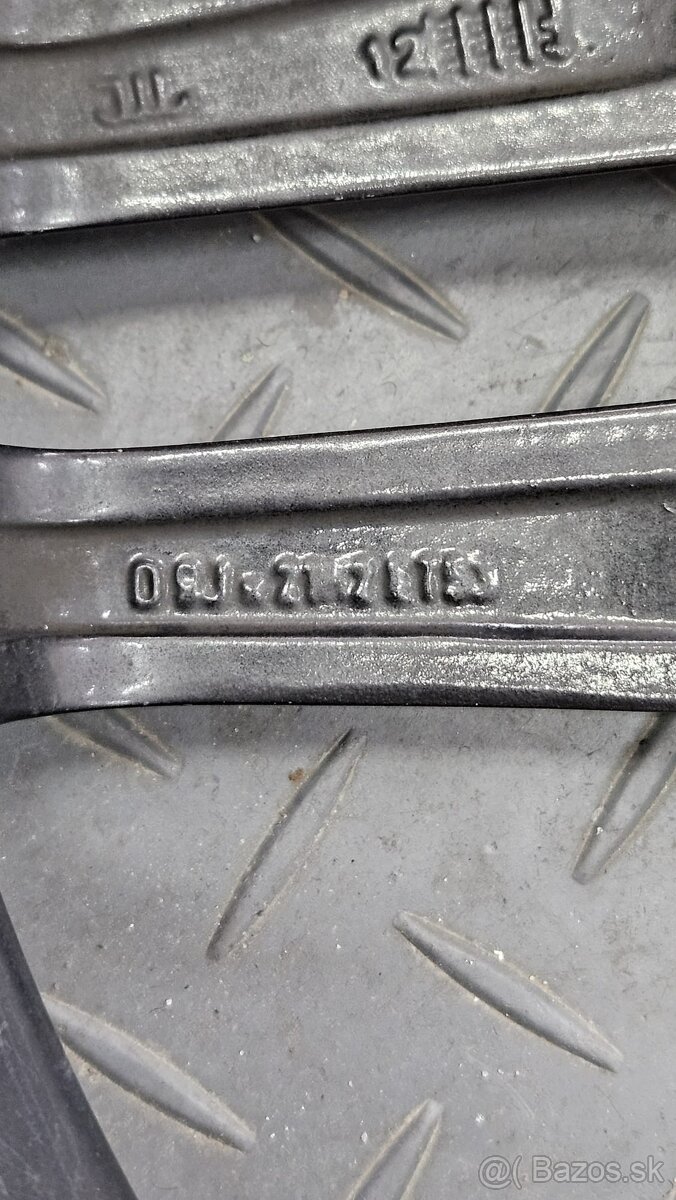 Na predaj ALU disky Mercedes R21 - 8