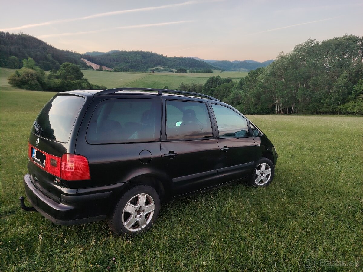 Predám VW Sharan 4x4 1.9 TDi - 8