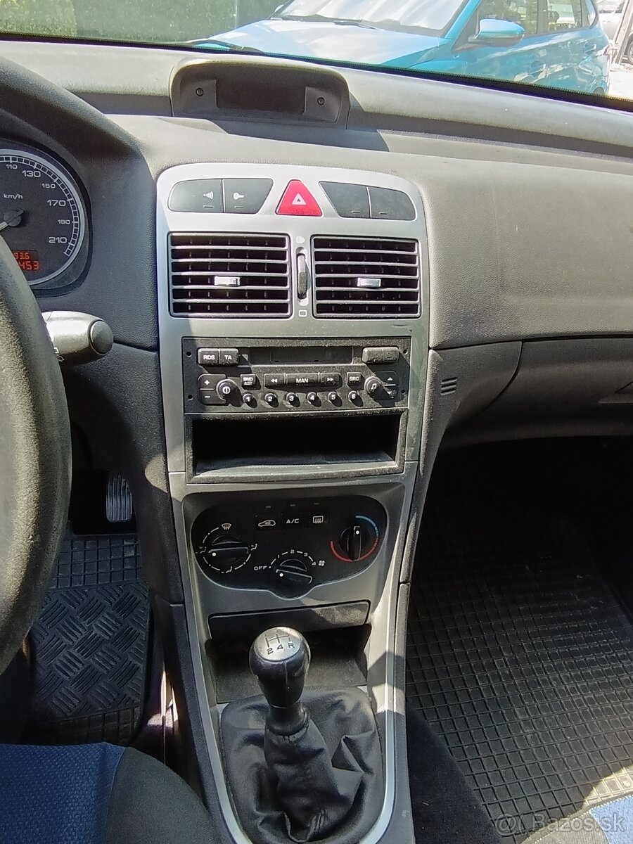Predám Peugeot 307 - 8