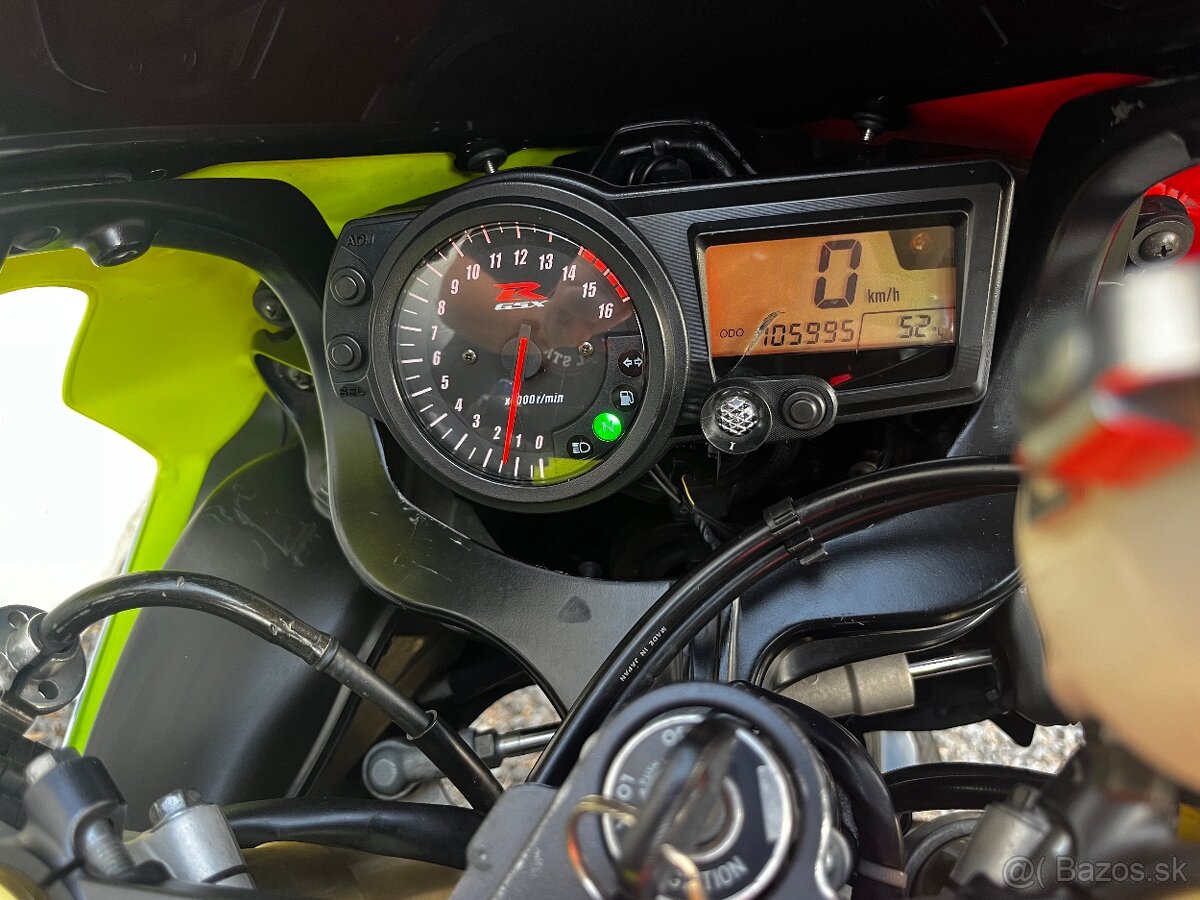Suzuki Gsxr 750 K4 - 8