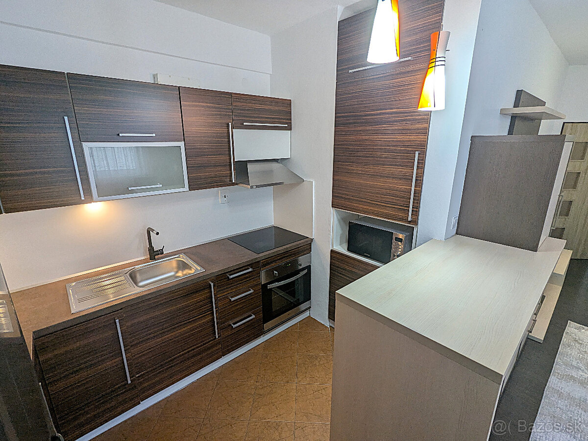 Atraktívny 2 izbový Krosnianska, Furča, rekonšt., zariadený - 8