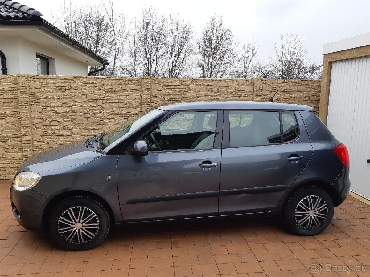 Škoda Fabia - 8