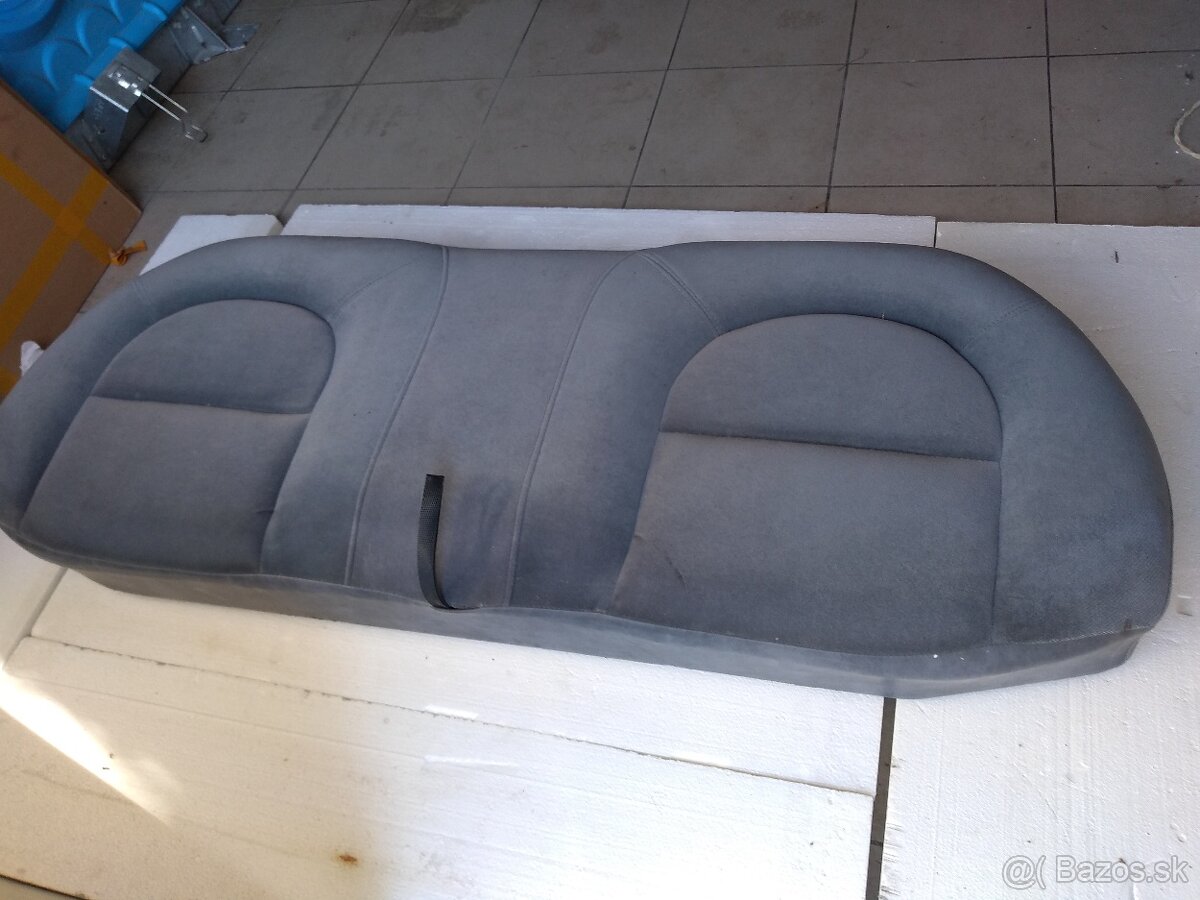 SAAB 900 sedan sedadlá - 8