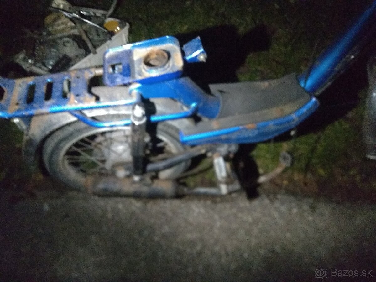 Suzuki tvs eko 50 mopedy - 8