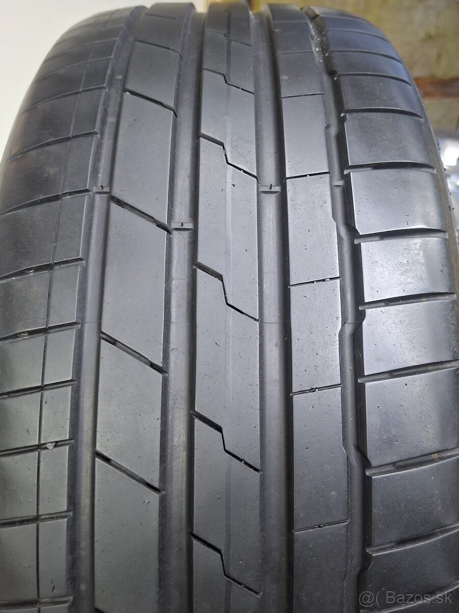 225/45R19 letné hankook 4ks - 8