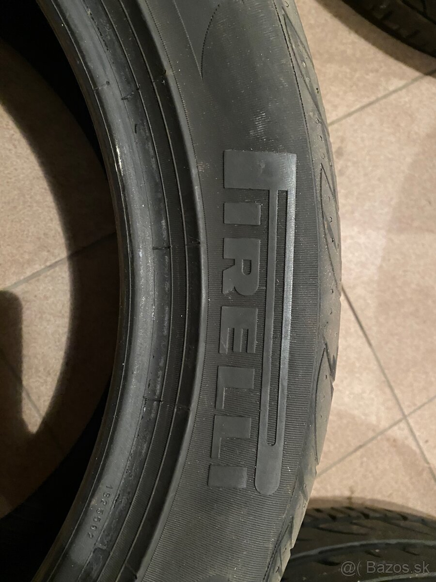 R18 Pirelli 245/45 letné - 8