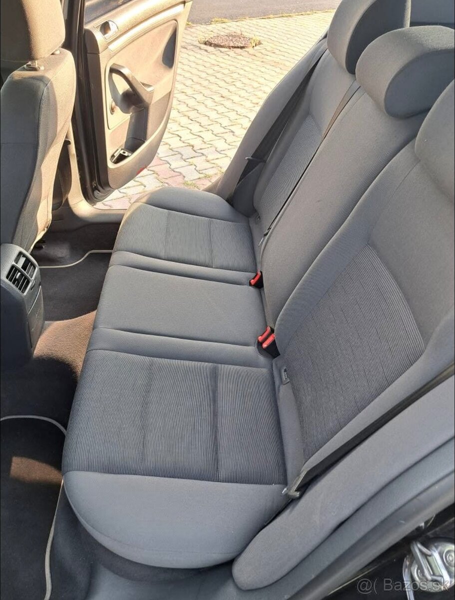 Volkswagen Golf 5 - 8