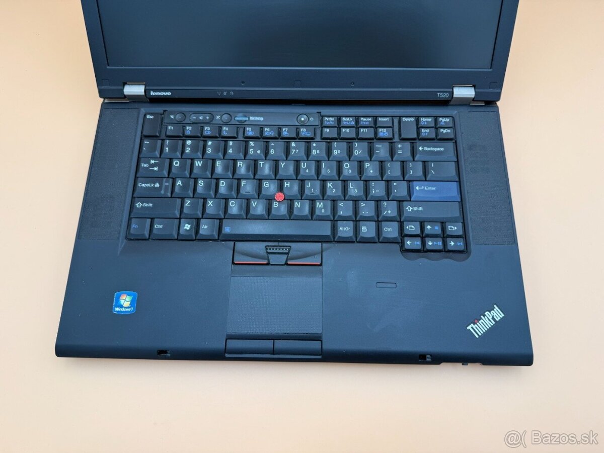 Notebook Lenovo ThinkPad T520 i5-2520M / 8GB RAM / 240GB SSD - 8