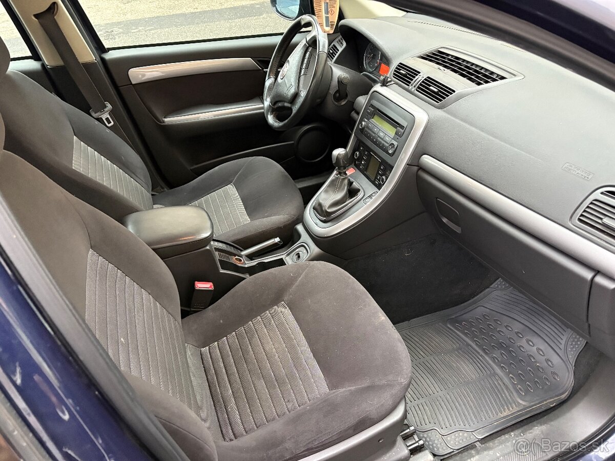 Fiat Croma kombi 1.9 JTD - 8