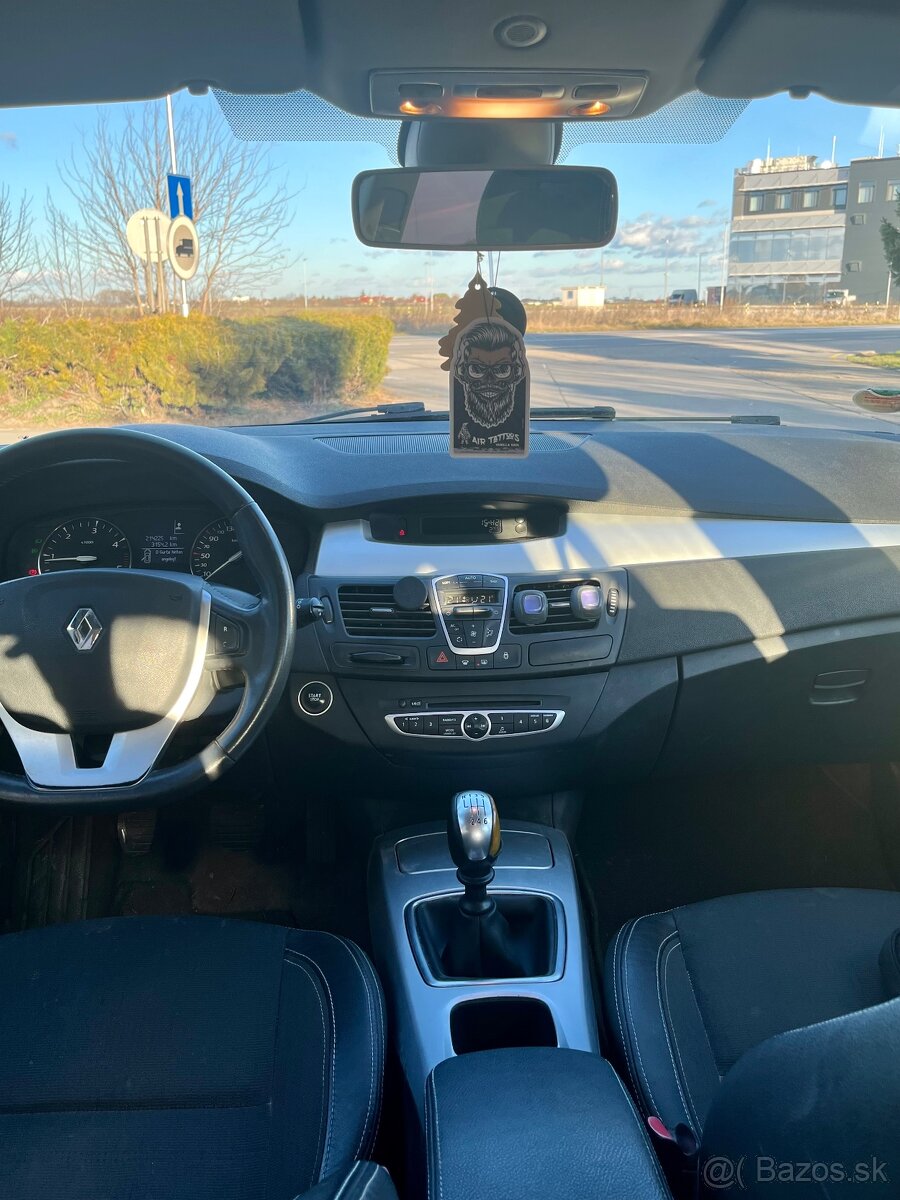 Renault Laguna 3 Diezel 2.0dCi Predám-Vymením - 8