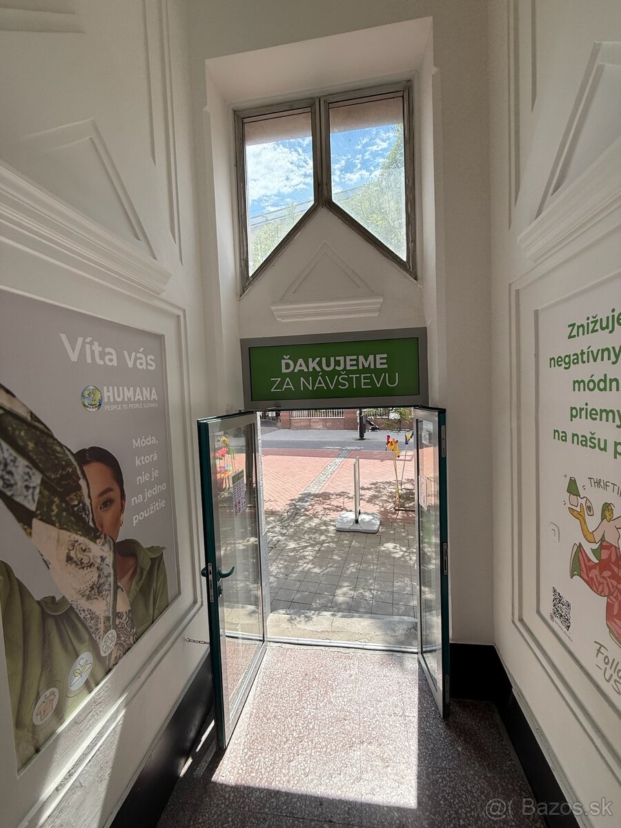 Na predaj: dve polyfunkčné budovy v centre LM - 8