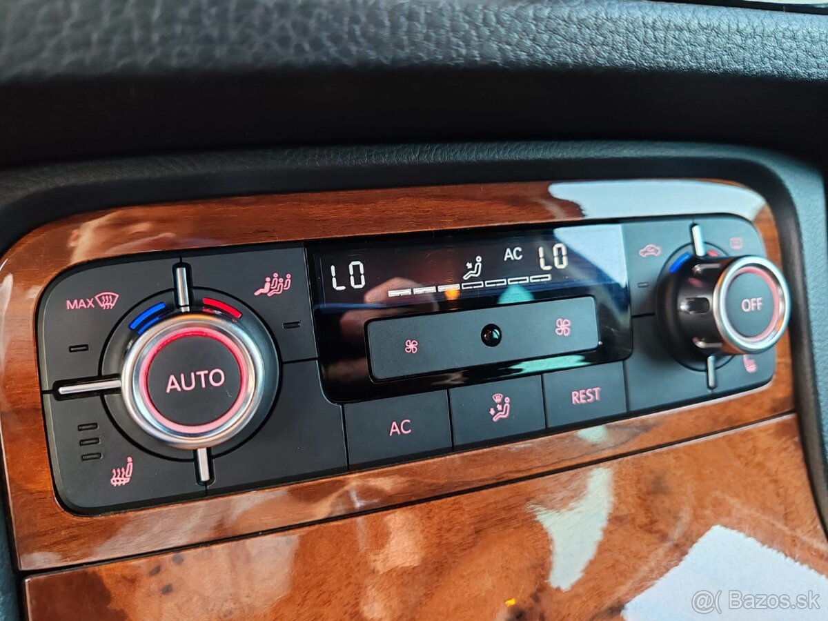 Volkswagen Touareg 3.0 V6 TDI 176kW CASA - 8