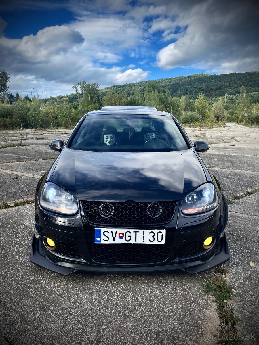 Volkswagen Golf V GTI Edition 30 - 8