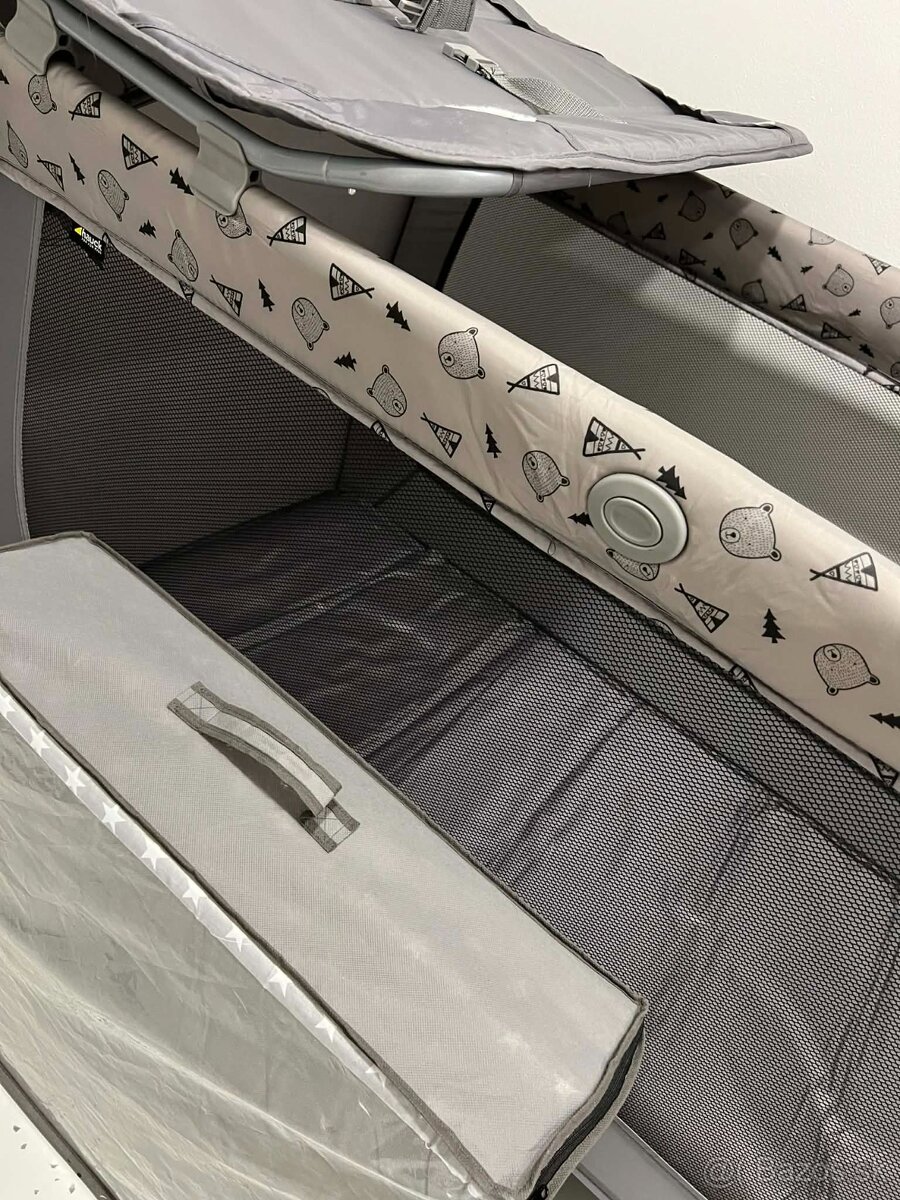 Cestovna postielka Hauck Sleep n Play Center III - 8