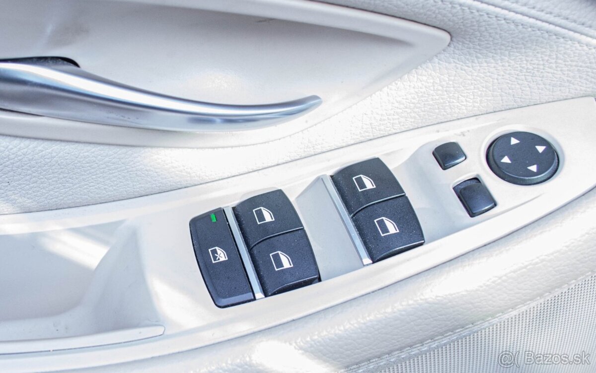 BMW 520d xDrive Touring F11 A/T - 8