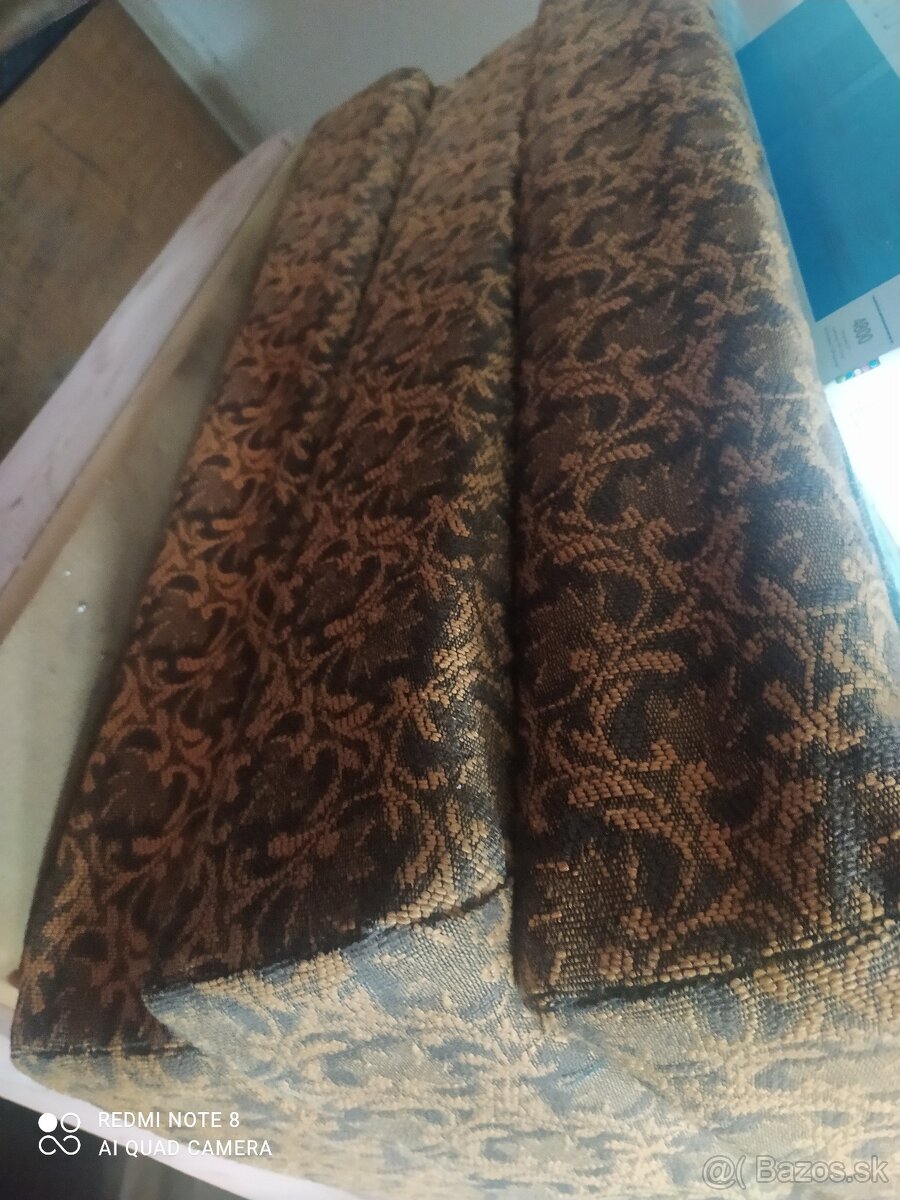 retro pc, telefony, kovova posteľ, matrace - 8