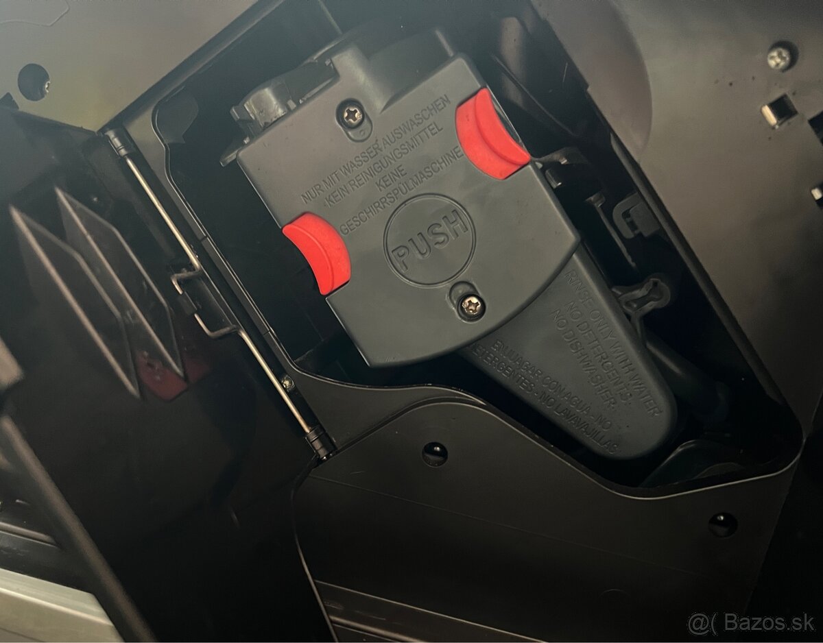 Automatický kávovar Delonghi Dinamica - 8