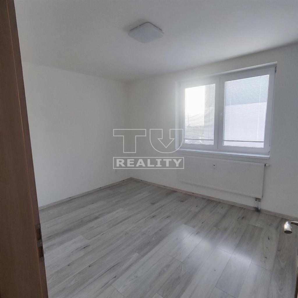 SLNEČNÝ 2i BYT NA SIHOTI, TRENČÍN - 8