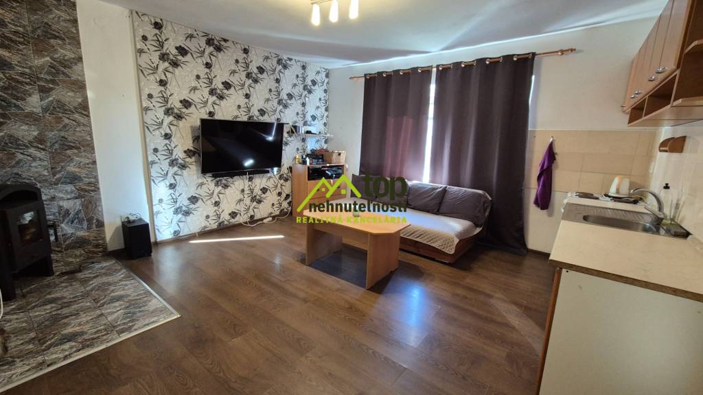 KOVARCE - 4 izbový rodinný dom s garážou - 8