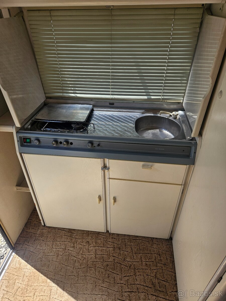 Predám karavan Adriá 425. - 8