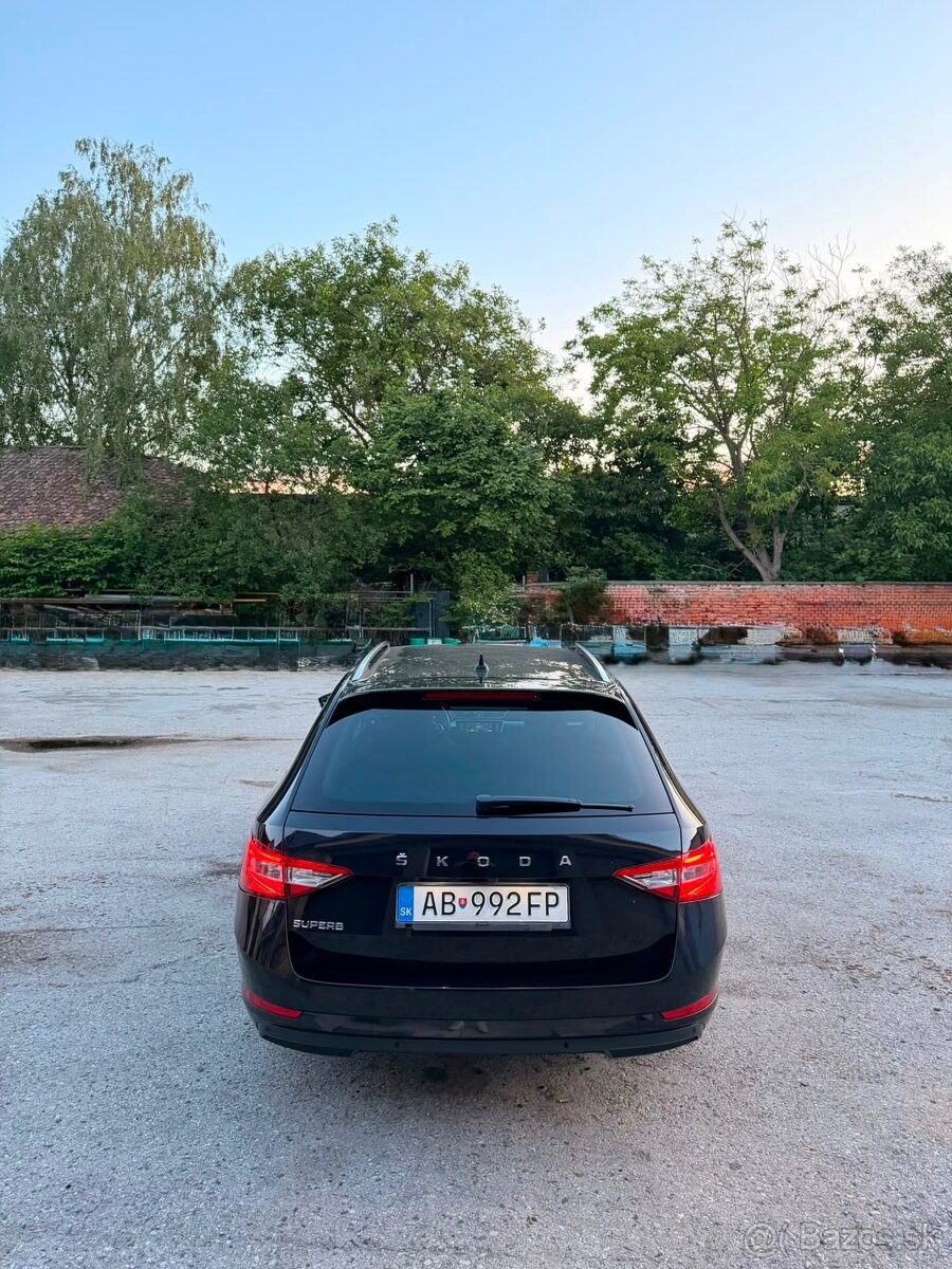 Škoda Superb 2.0Tdi 110kw - 8