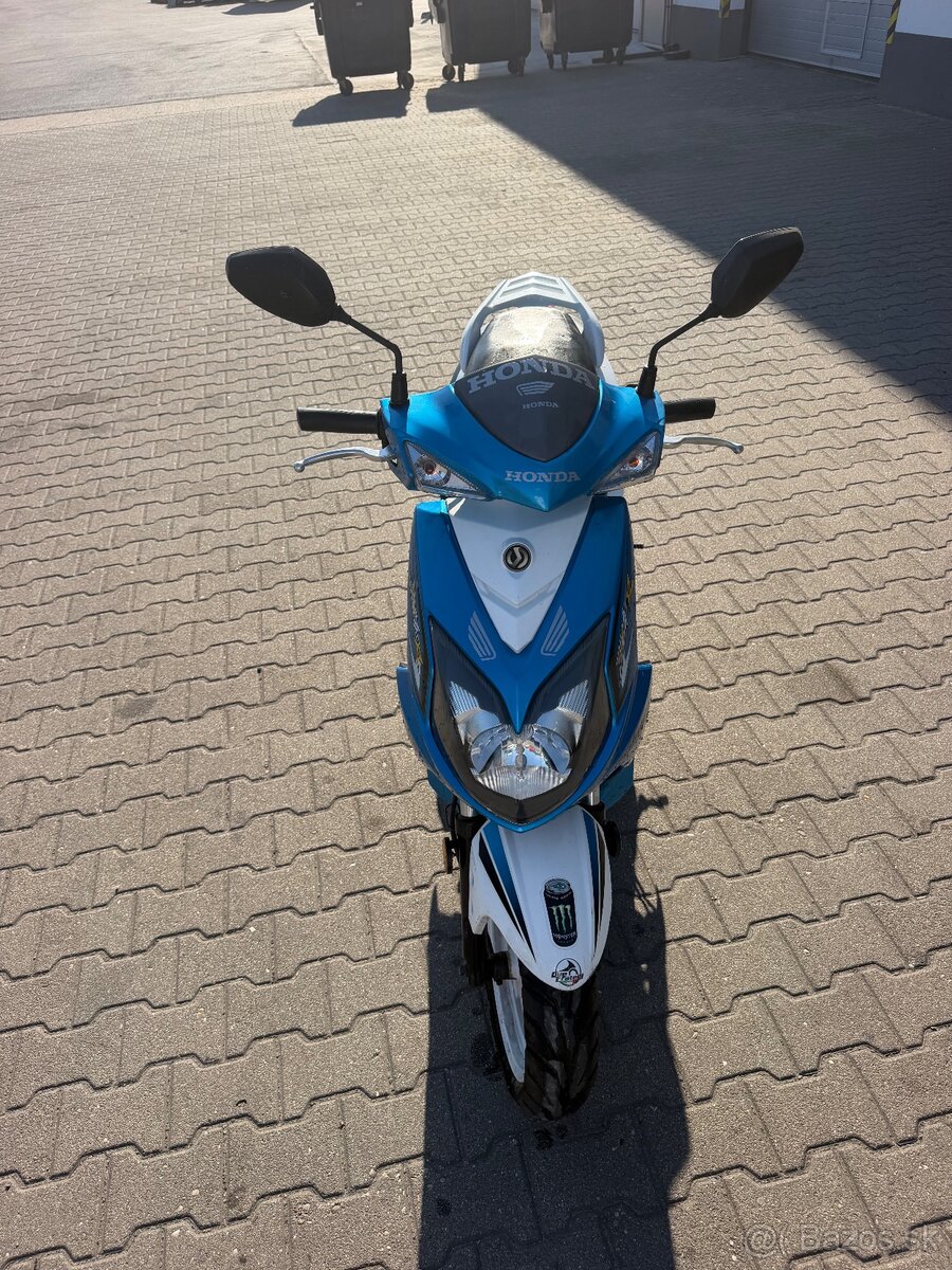 Sym Jet 4R 50ccm - 8
