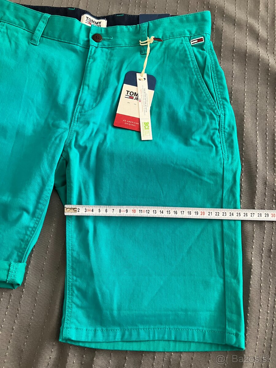 Kraťasy Tommy Hilfiger - Nové so štítkom - 8