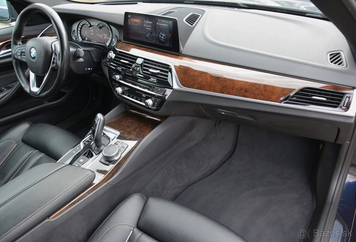 BMW rad 5 Touring 2019 3.00 D 540x drive - 8