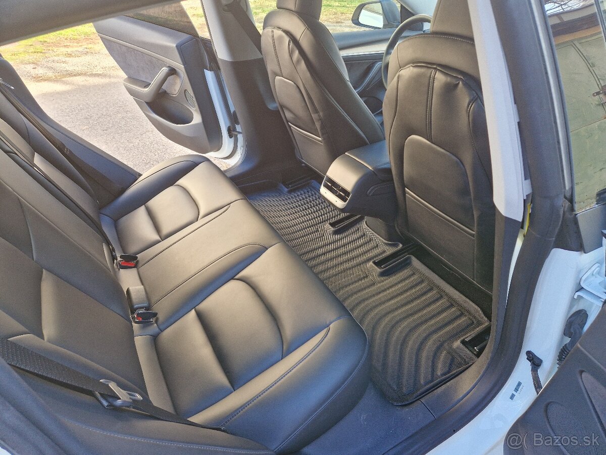 Predám Tesla Model 3 standart - 8