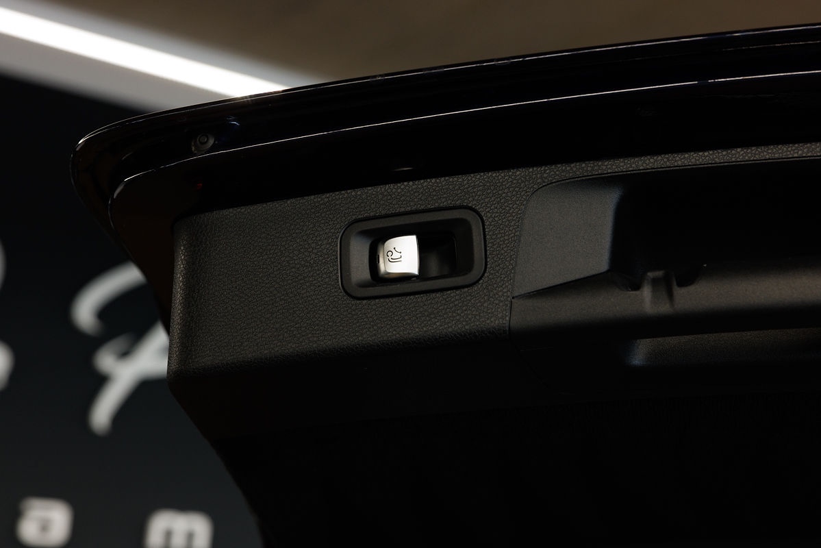 Mercedes-Benz E 400d 4Matic Avantgarde - 8