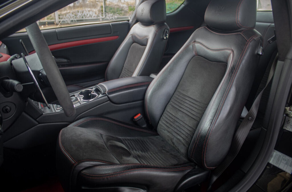 Maserati GranTurismo S 4.7 V8 - 8