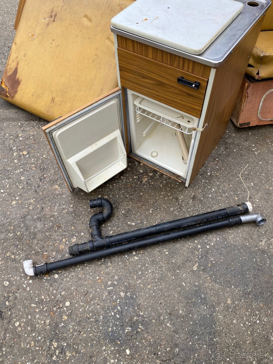 Volkswagen t2a originál westfalia interiér - 8