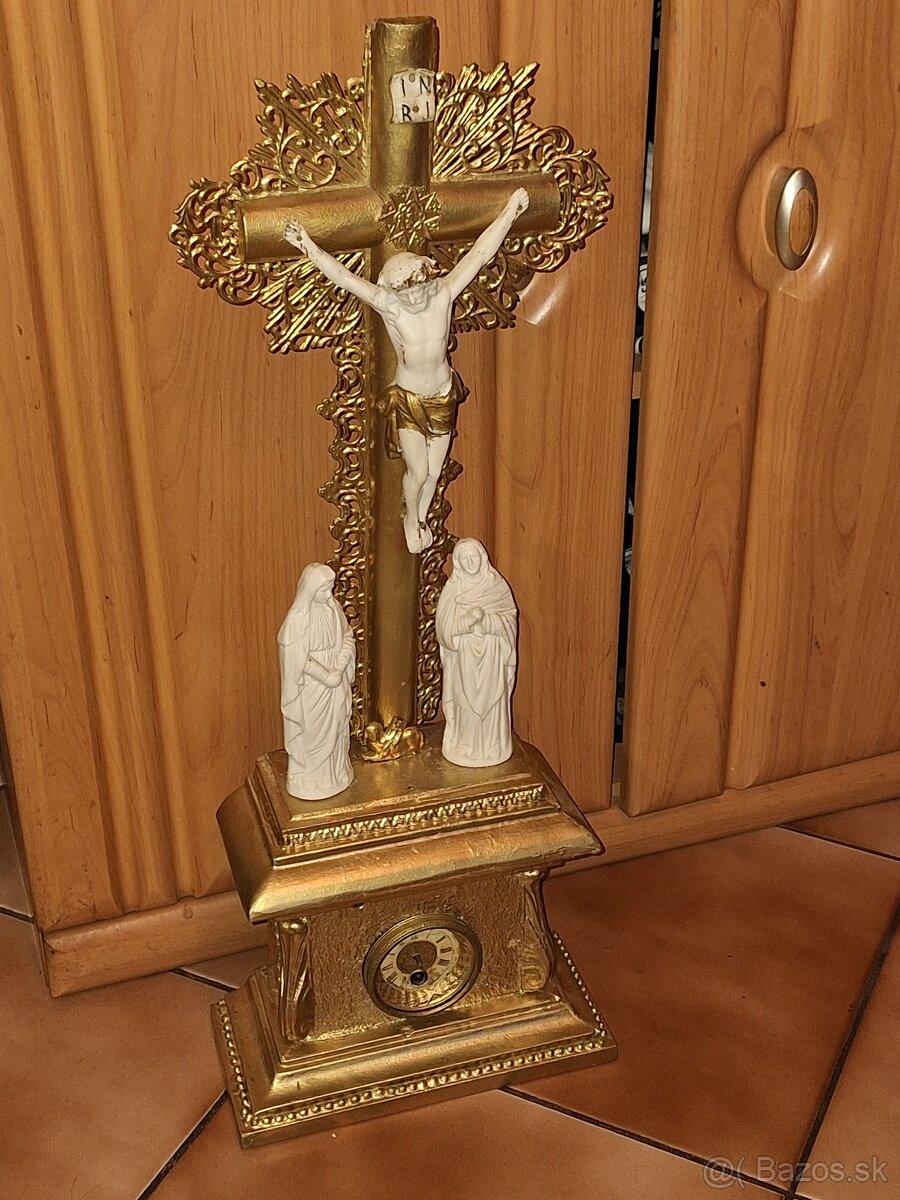 Starý oltár s hodinami - 8