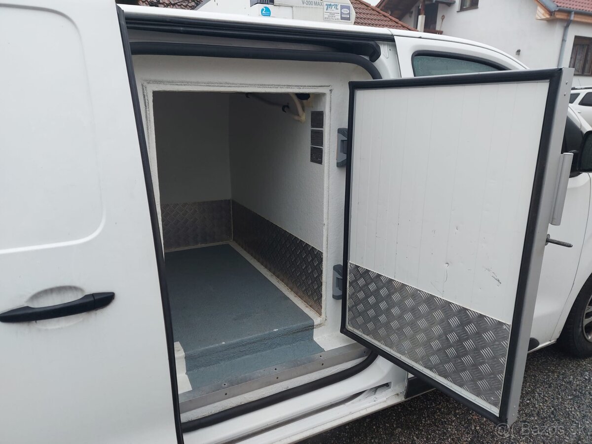 Predám CITROËN JUMPY 2,0D - 8