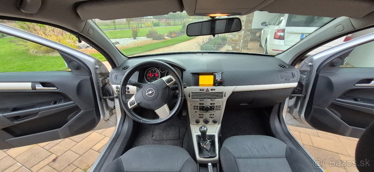 Opel Astra - 8