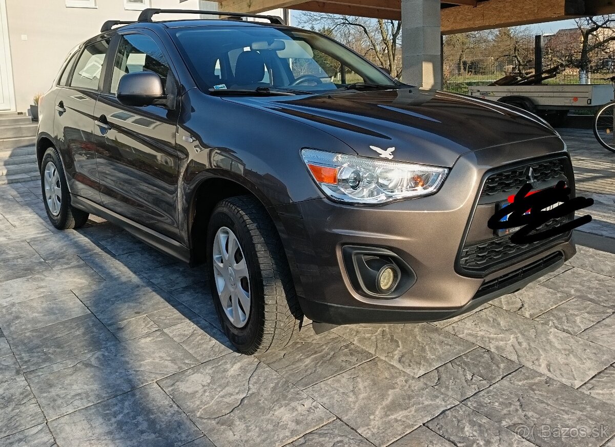 Mitsubishi ASX - 8