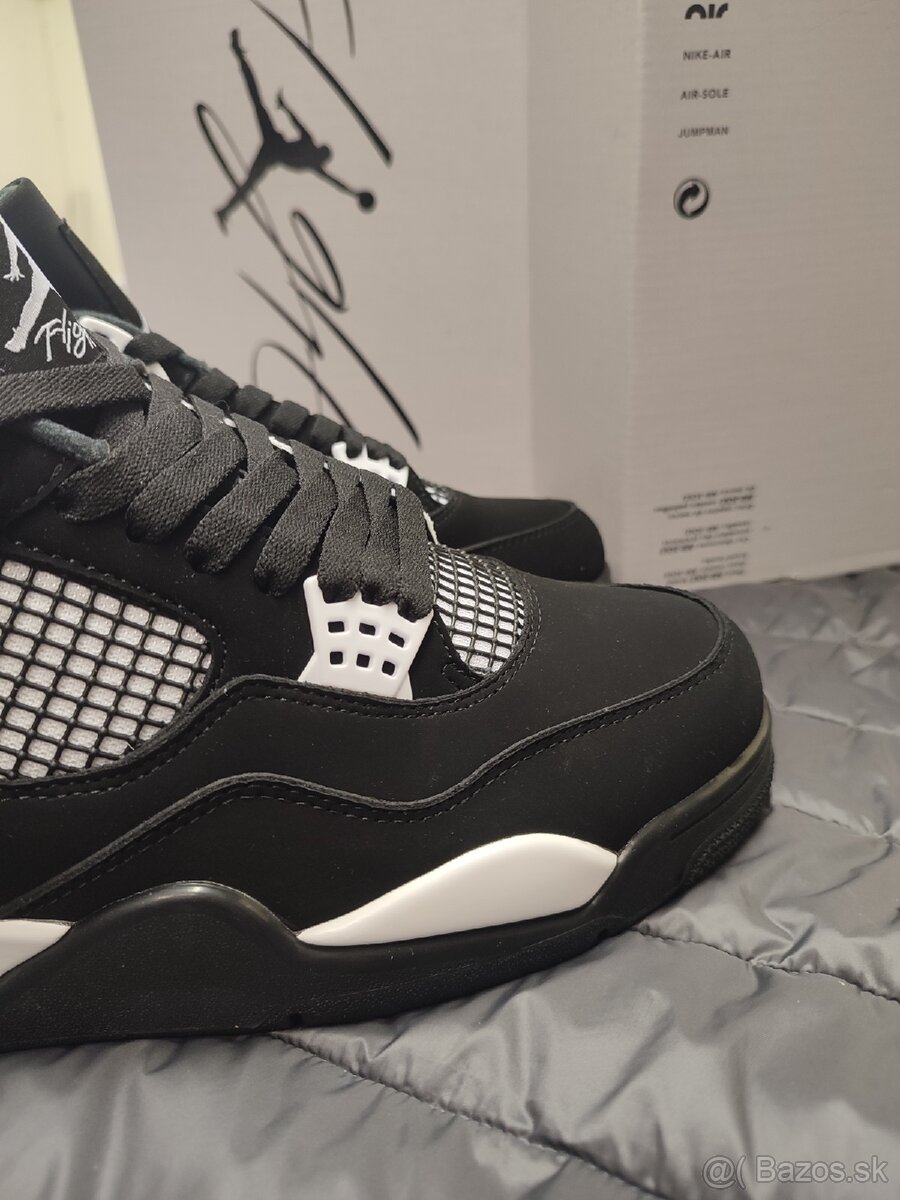 Air Jordan 4 Retro Thunder White - 8