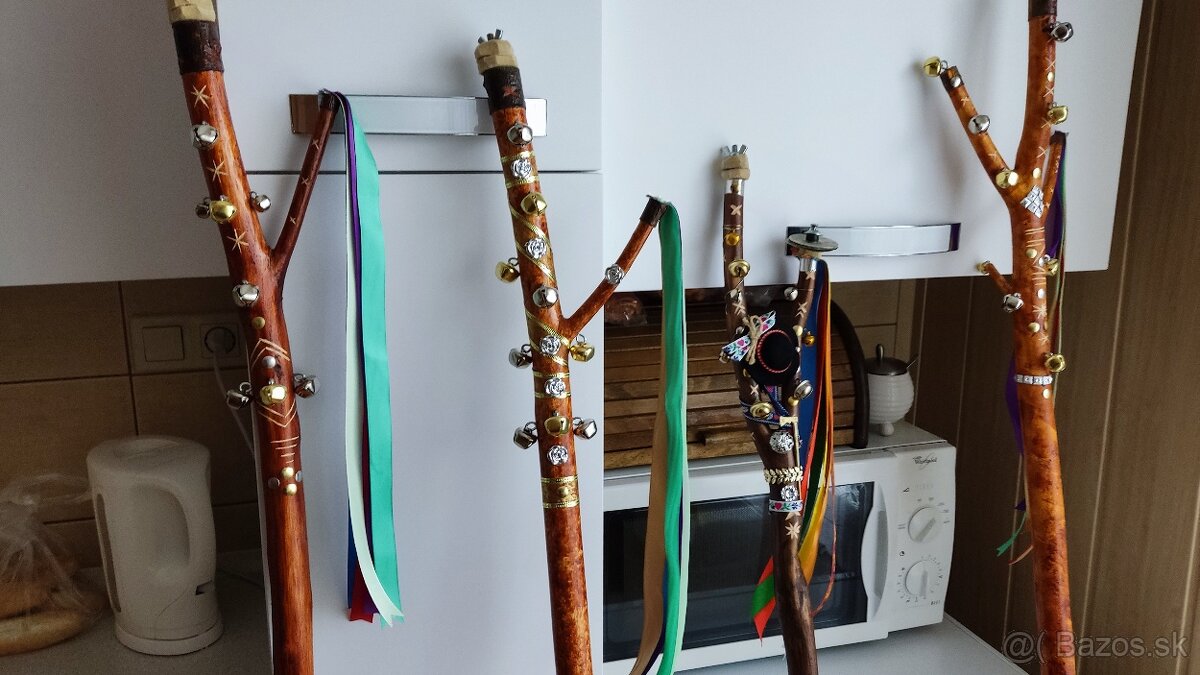 Ozembuchy so strunenim ako hudobný nástroj, alebo darček , - 8