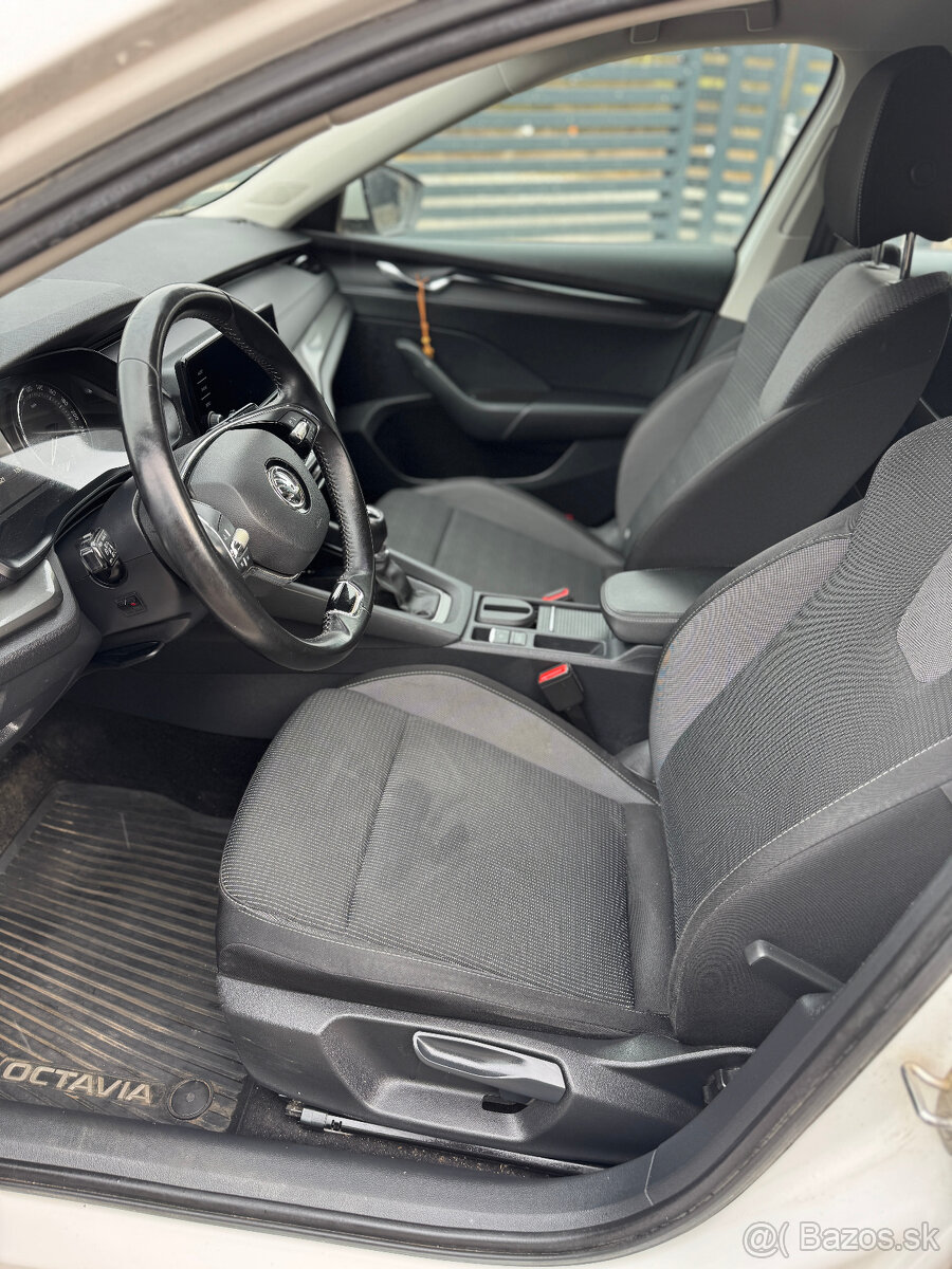Škoda Octavia 2,0, rv 2022, - 8
