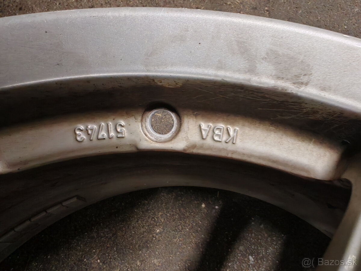 5x114.3 R17 7J ET50 (67.1mm) - 8