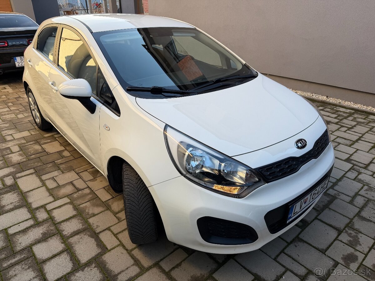 KIA RIO, 1,25 BENZÍN, MANUÁL, SILVER, 9/2014, 128 563KM - 8