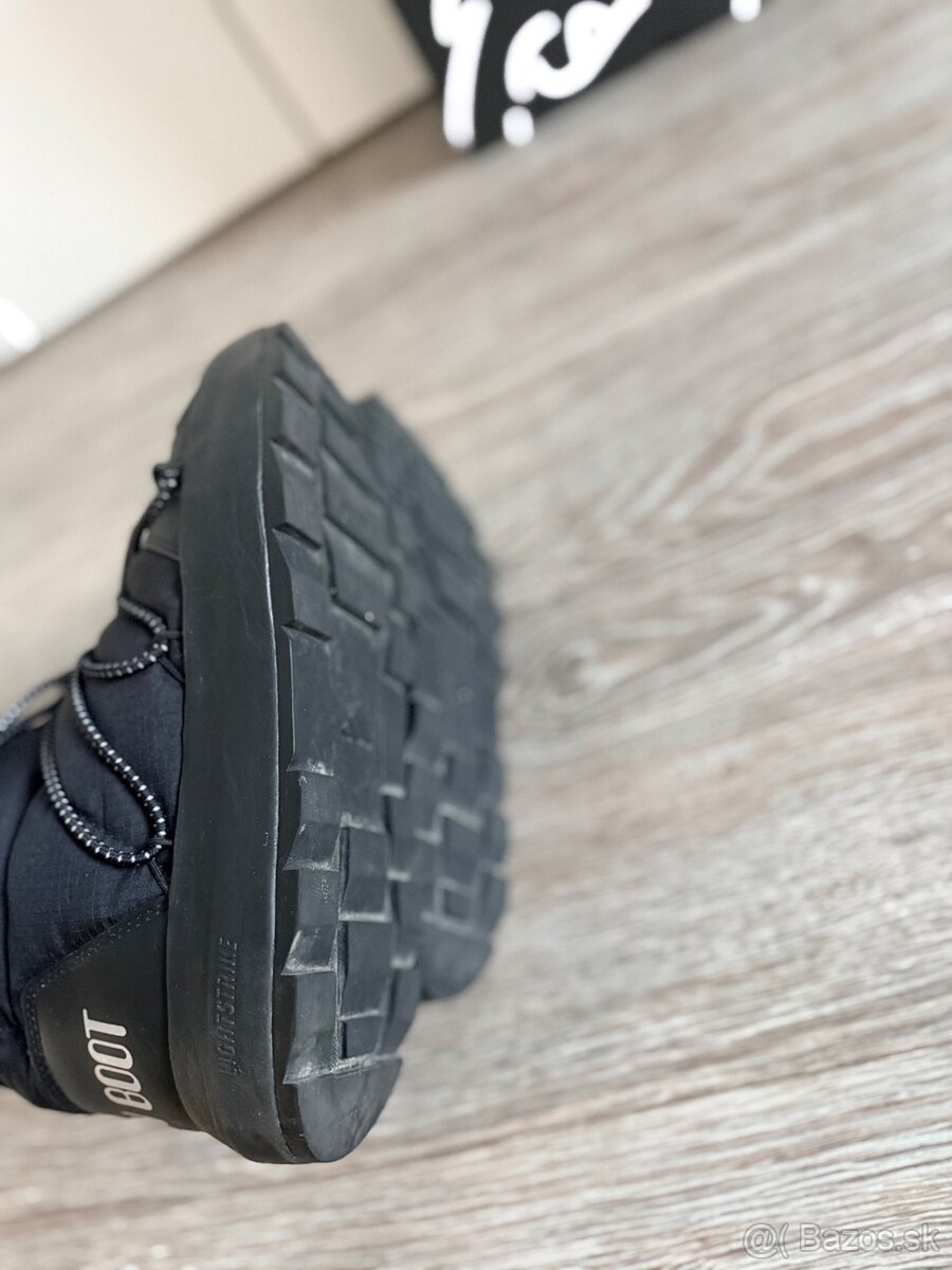 Limitka Adidas x Moon Boot - 8