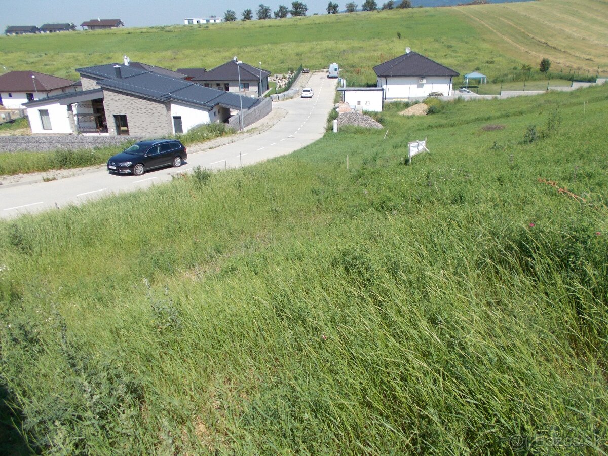 Zľavnené - Exkluzívny pozemok s výhľadom a štúdiou - Nitra - 8