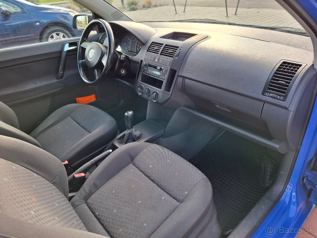 Volkswagen Polo - 8