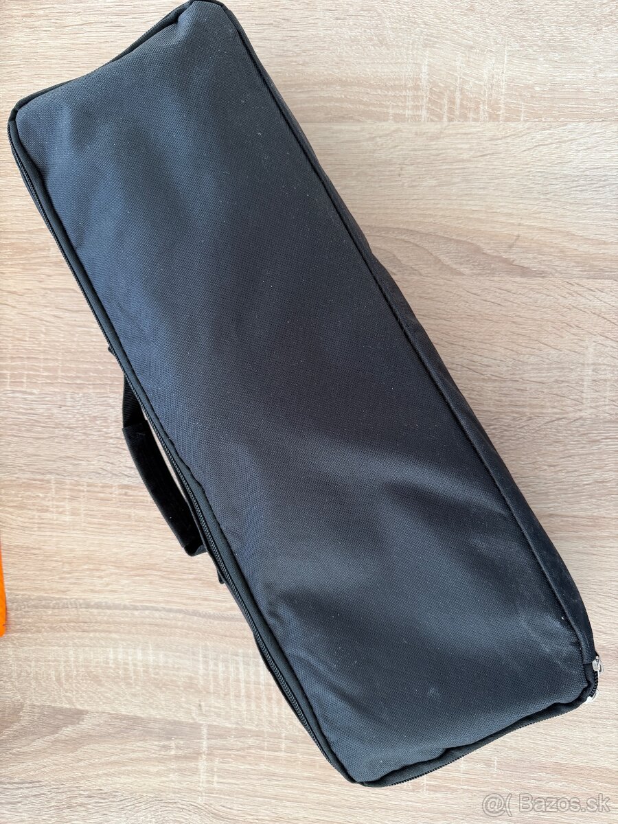 Prenosné projekčné plátno BlitzWolf BW-VS6 80" - nepoužité. - 8