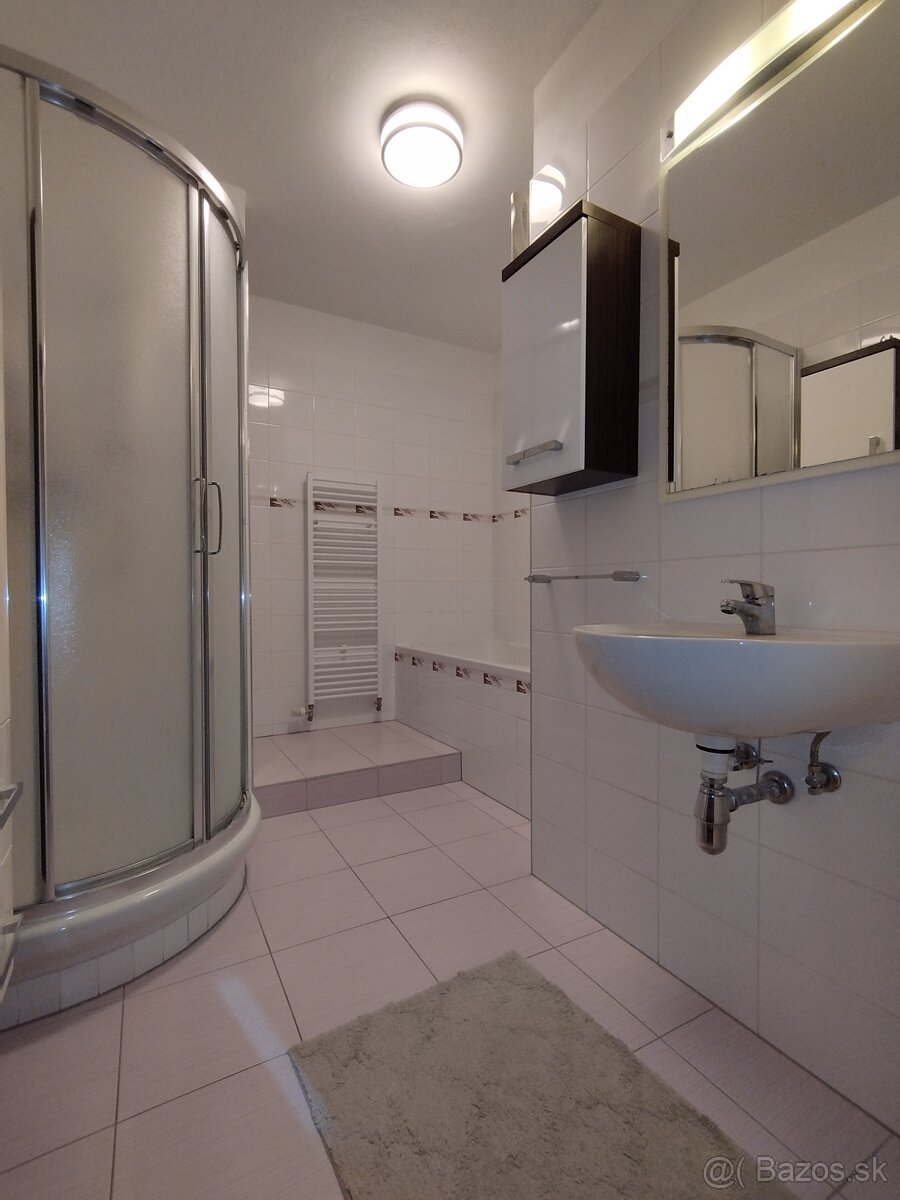 Predáme 3i luxusný byt v Trenčíne. - 8