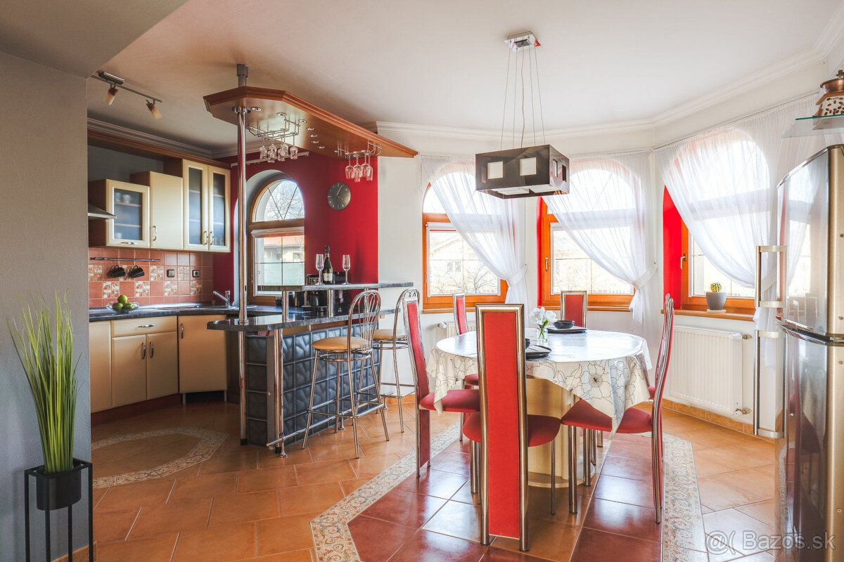 Rodinná vila s rozsiahlym pozemkom | Nižná Myšľa - 8