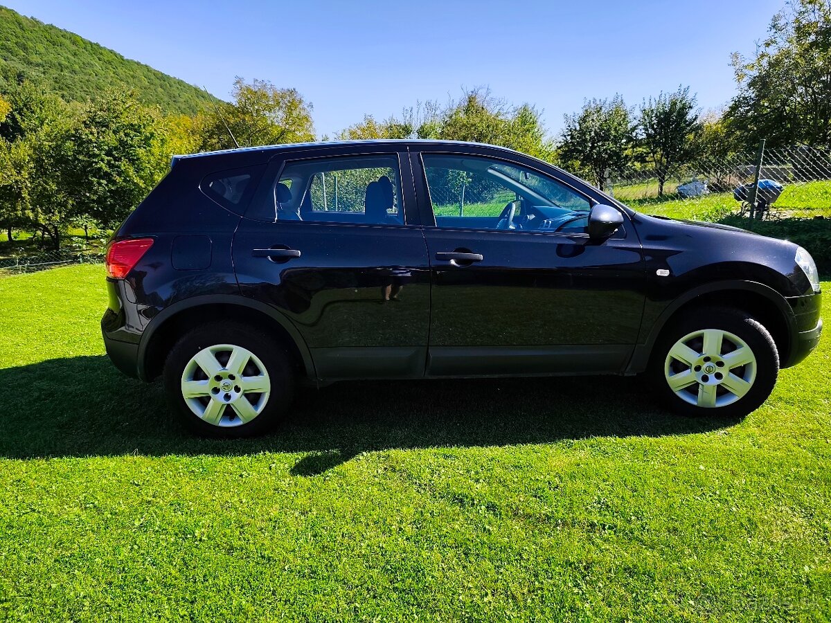 Nissan Qashqai 1.6 - 8