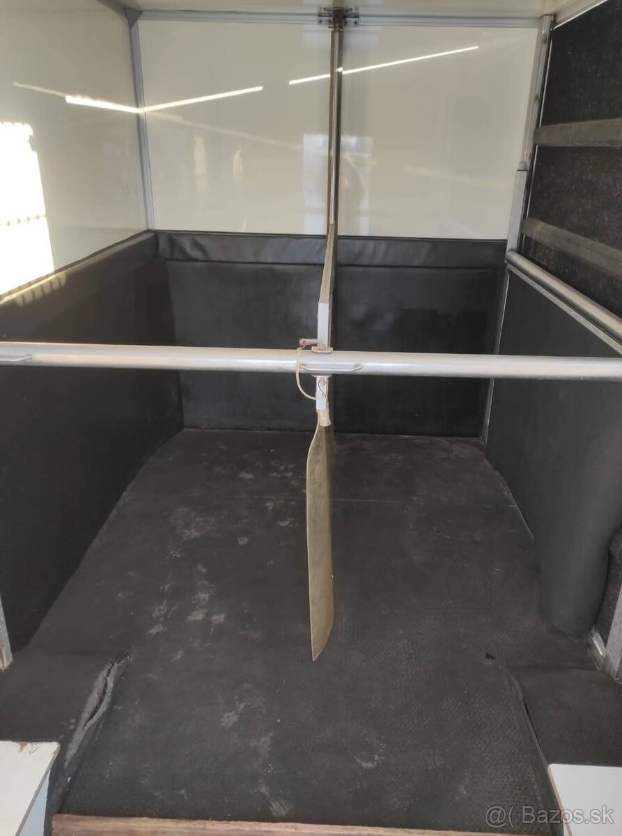 Mercedes prepravnik na kone - 8