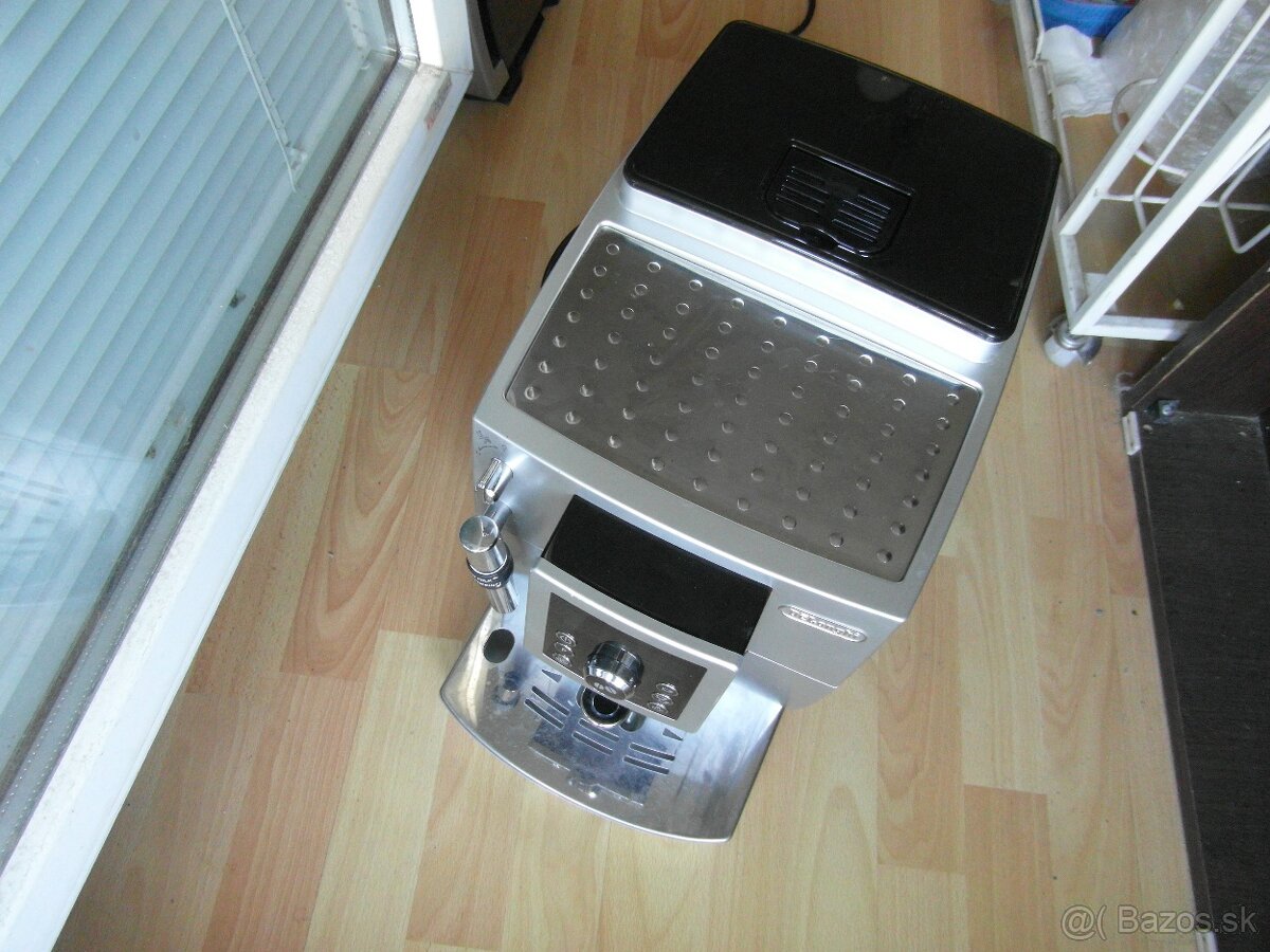 DeLonghi textový displej - 8